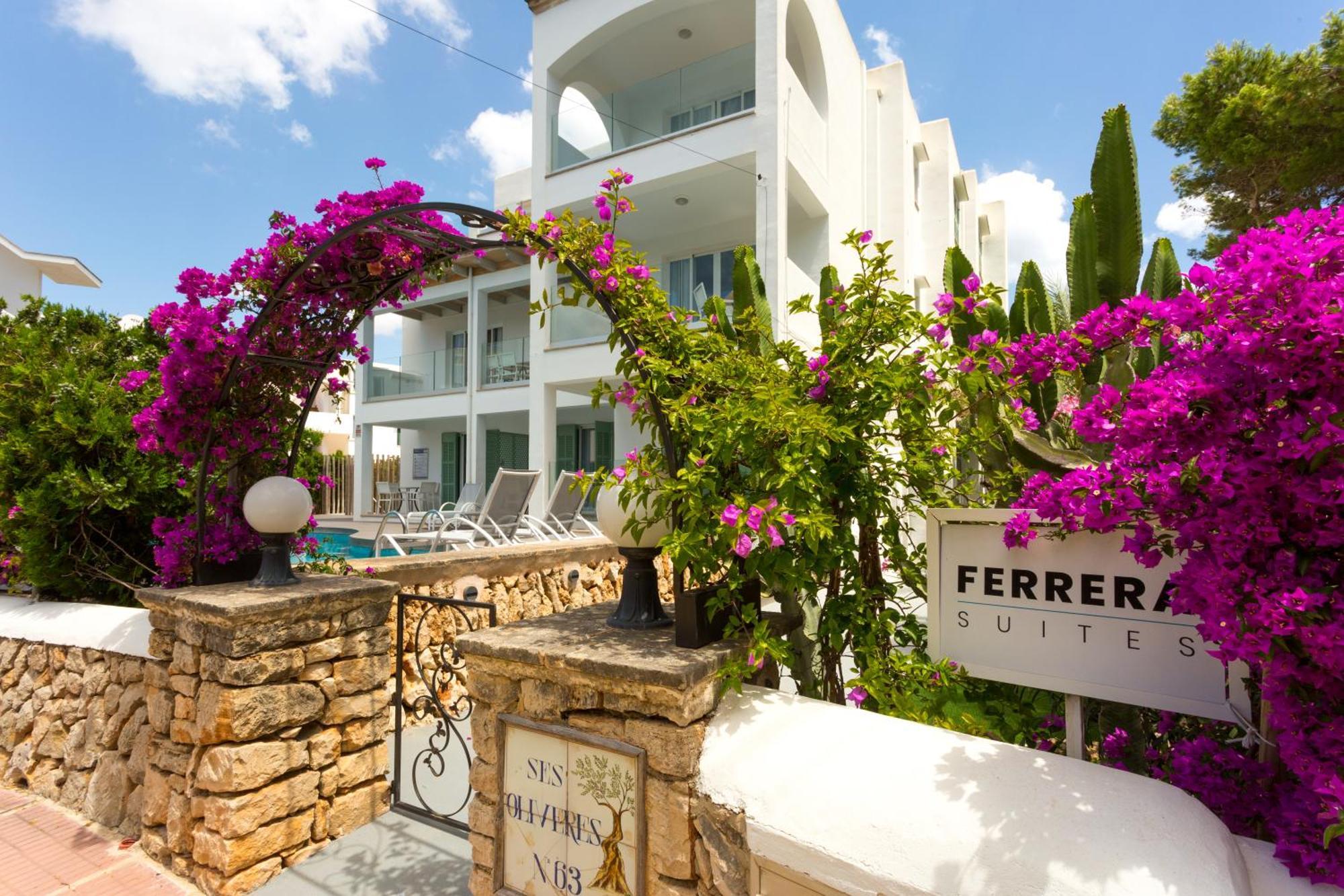 Ferrera Suites กาลาแฟร์เรรา ภายนอก รูปภาพ