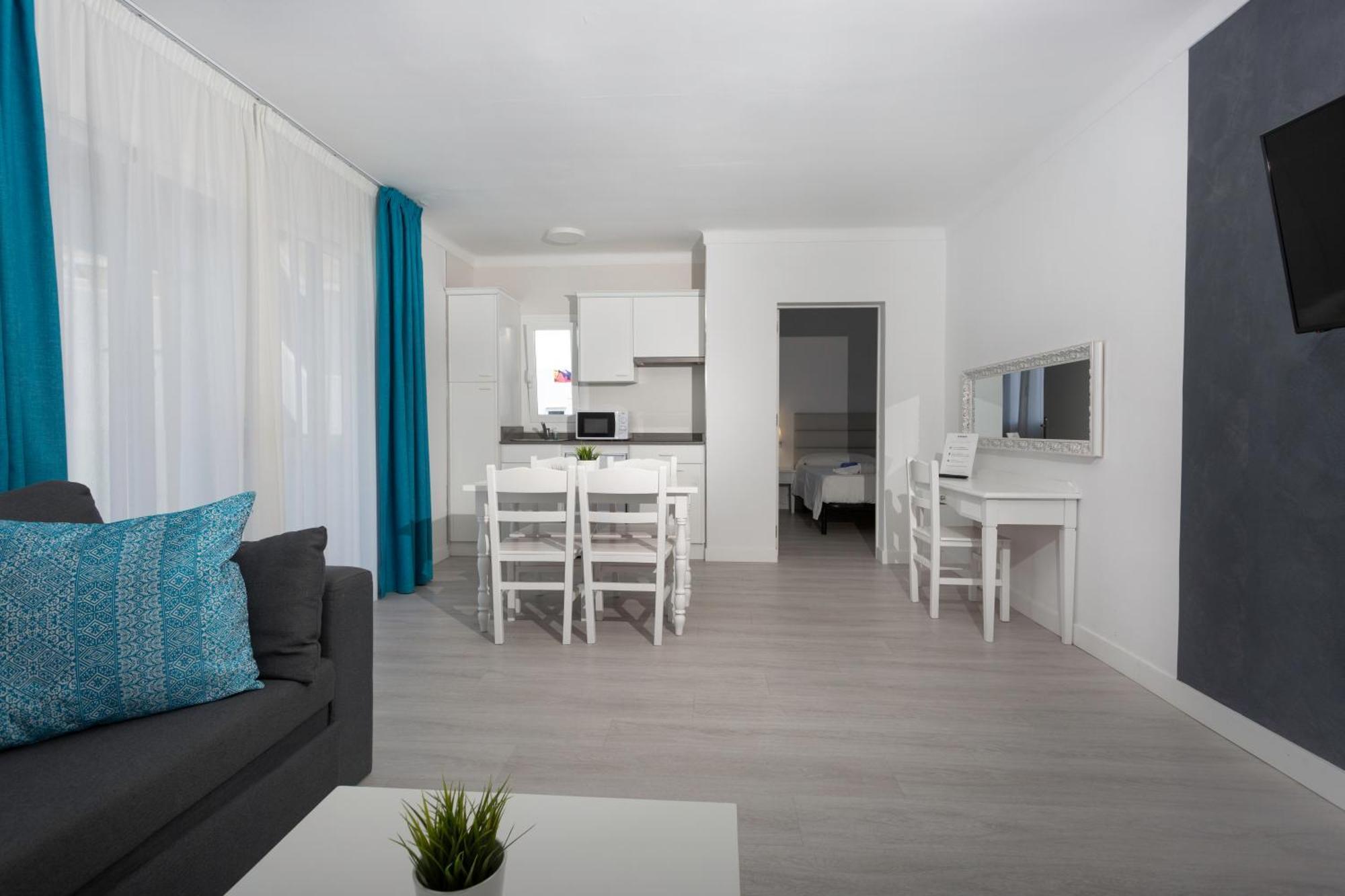 Ferrera Suites กาลาแฟร์เรรา ภายนอก รูปภาพ